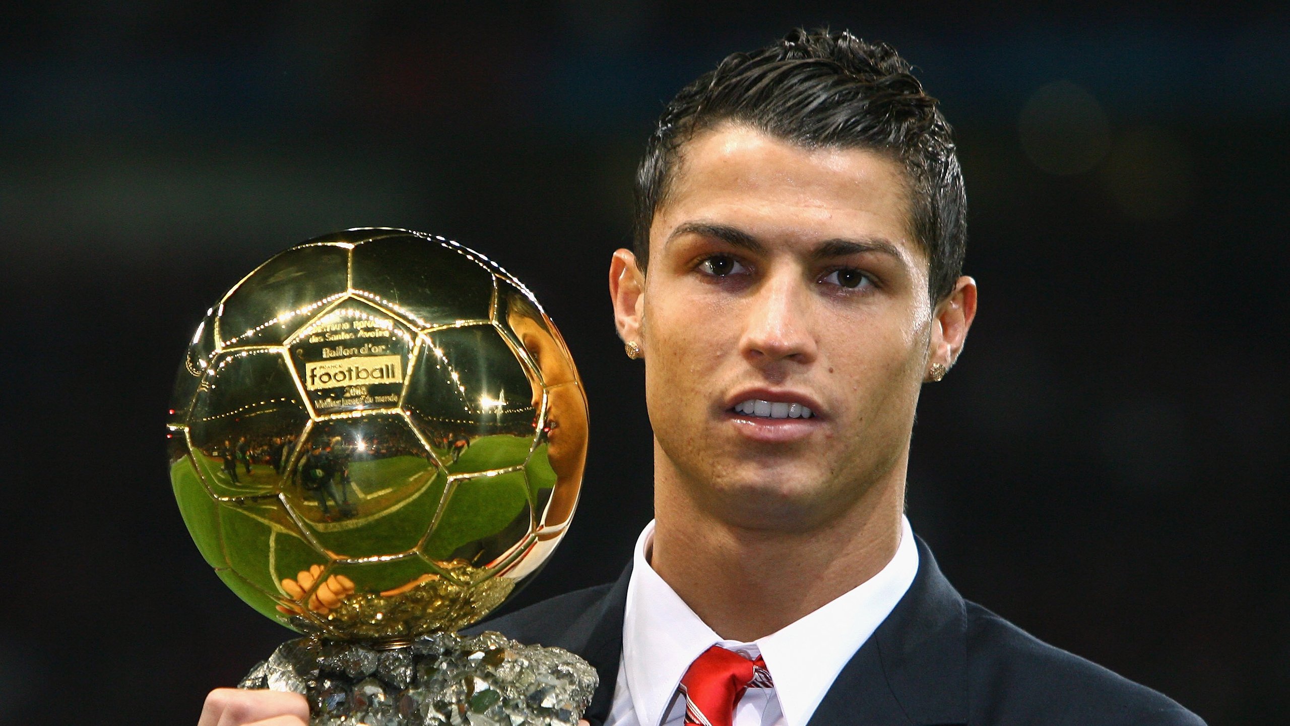 ky体育平台-中国拳王重返拳台，强势KO：激战归来，荣耀再续