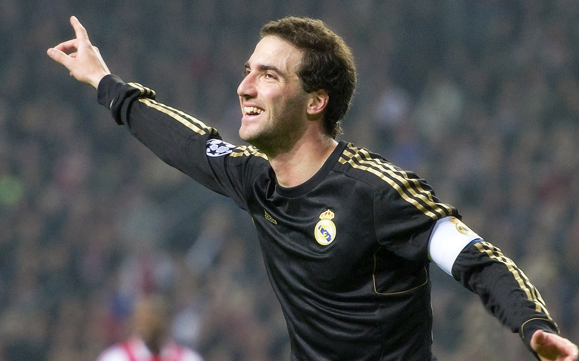 国安新帅商业价值被看重，赞助商纷纷接洽